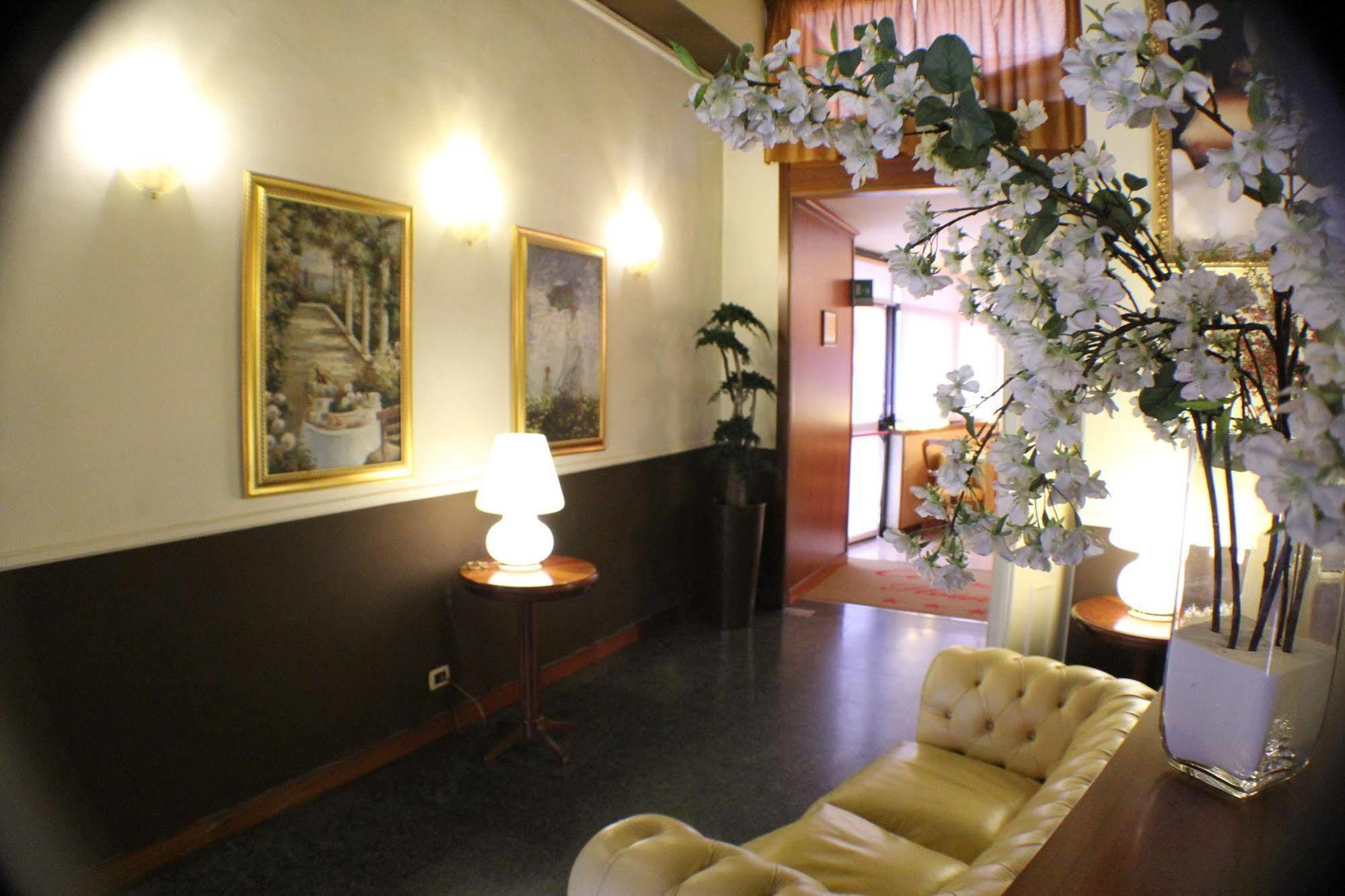Certosa Hotel Milan Extérieur photo